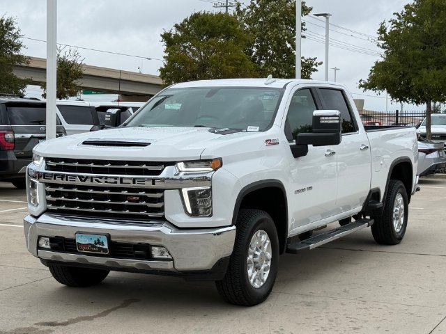 Used 2022 Chevrolet Silverado 2500 LTZ w/ Z71 Off-Road Package AWD/4WD image 11