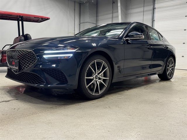 Used 2024 Genesis G70 2.5T AWD/4WD image 3