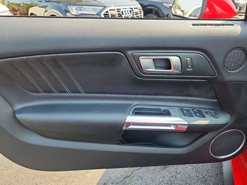 Used 2022 Ford Mustang Premium RWD image 17