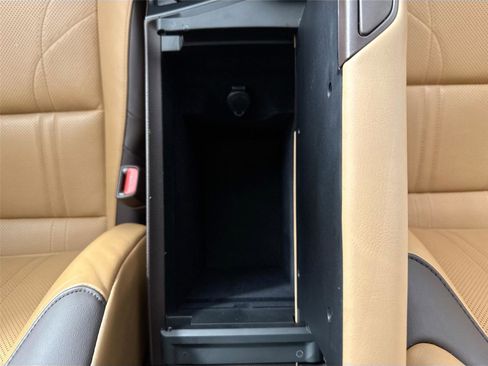 Used 2019 Lexus ES 350 Ultra Luxury image 34