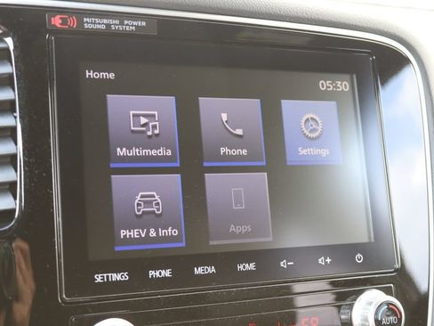 Used 2021 Mitsubishi Outlander LE AWD/4WD image 24