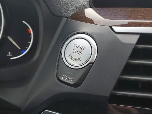 Used 2021 BMW X3 xDrive30i w/ Convenience Package image 19