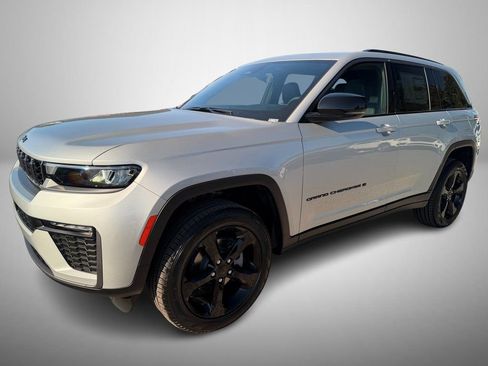 New 2026 Jeep Grand Cherokee Limited w/ Limited Altitude Package RWD image 2
