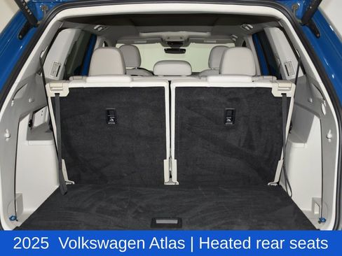 Used 2025 Volkswagen Atlas SEL AWD/4WD image 32