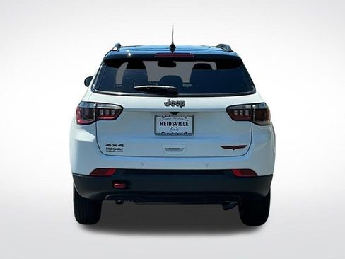 Used 2024 Jeep Compass Trailhawk AWD/4WD image 5