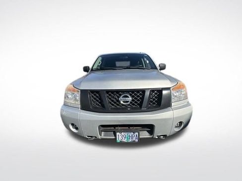 Used 2014 Nissan Titan S image 4