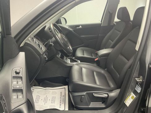 Used 2016 Volkswagen Tiguan S AWD/4WD image 12
