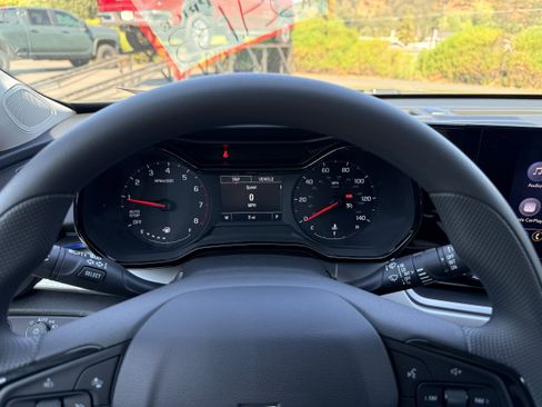 New 2026 Chevrolet Trax LS w/ LS Convenience Package FWD image 30