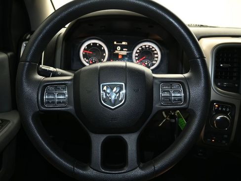 Used 2014 RAM 1500 Classic SLT AWD/4WD image 13