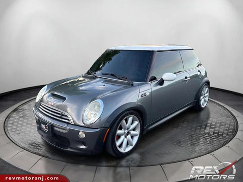 Used 2004 MINI Cooper S FWD image 1