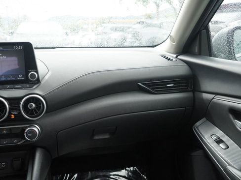 Certified 2024 Nissan Sentra SV image 21