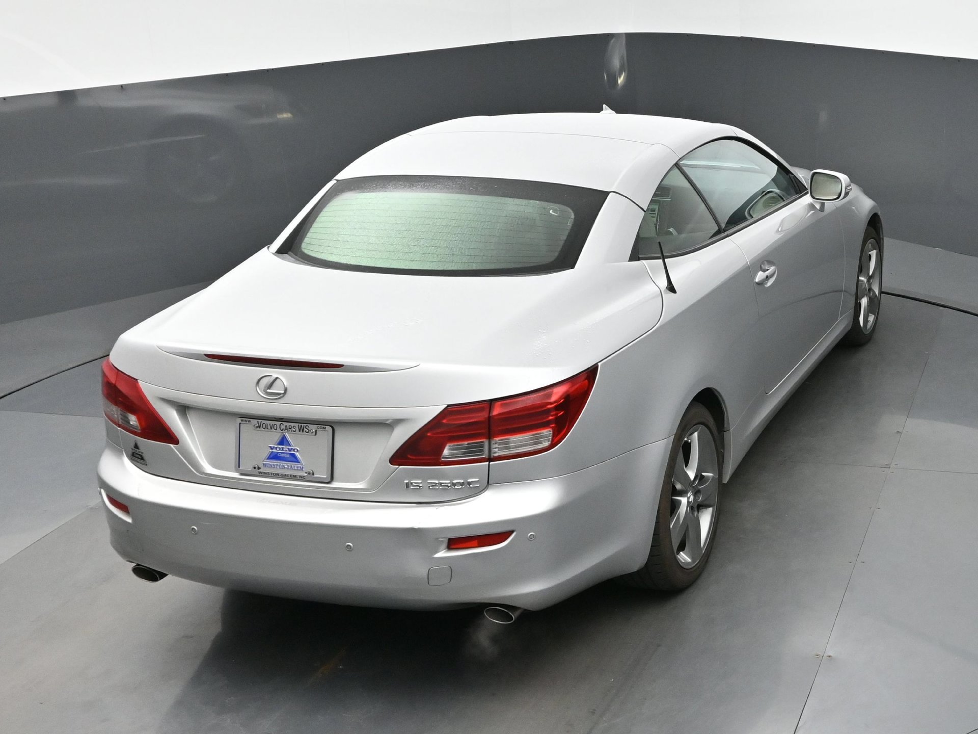Used 2011 Lexus IS 250C w/ Luxury Pkg RWD image 21