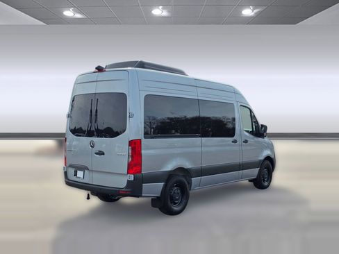 New 2025 Mercedes-Benz Sprinter 2500 image 9
