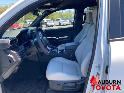 New 2026 Toyota 4Runner SR5 AWD/4WD image 24