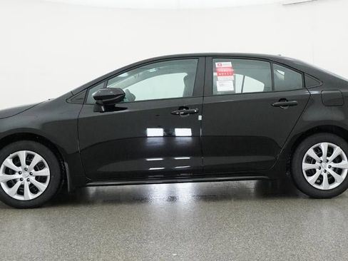 New 2026 Toyota Corolla LE FWD image 19