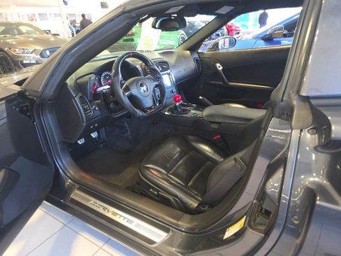 Used 2010 Chevrolet Corvette Base image 13