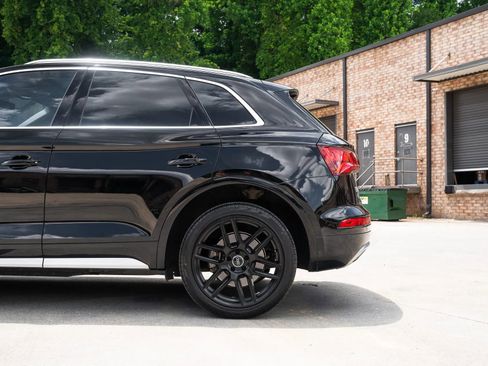 Used 2020 Audi Q5 2.0T Premium w/ Convenience Package AWD/4WD image 5