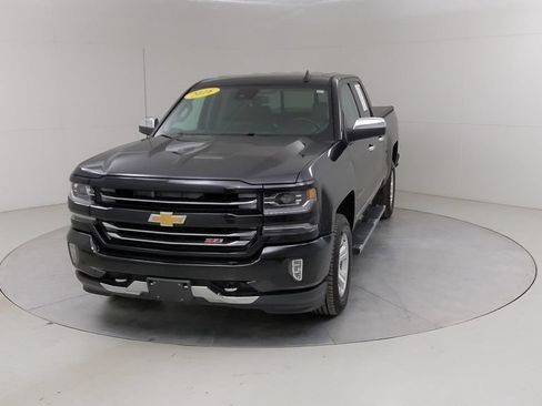 Used 2016 Chevrolet Silverado 1500 LTZ Z71 w/ LTZ Plus Package AWD/4WD image 8