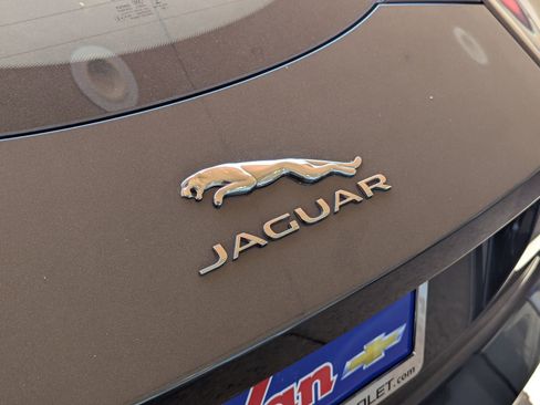 Used 2020 Jaguar F-TYPE Checkered Flag image 23