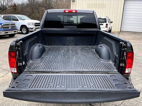 Used 2017 RAM 1500 Classic SLT image 28