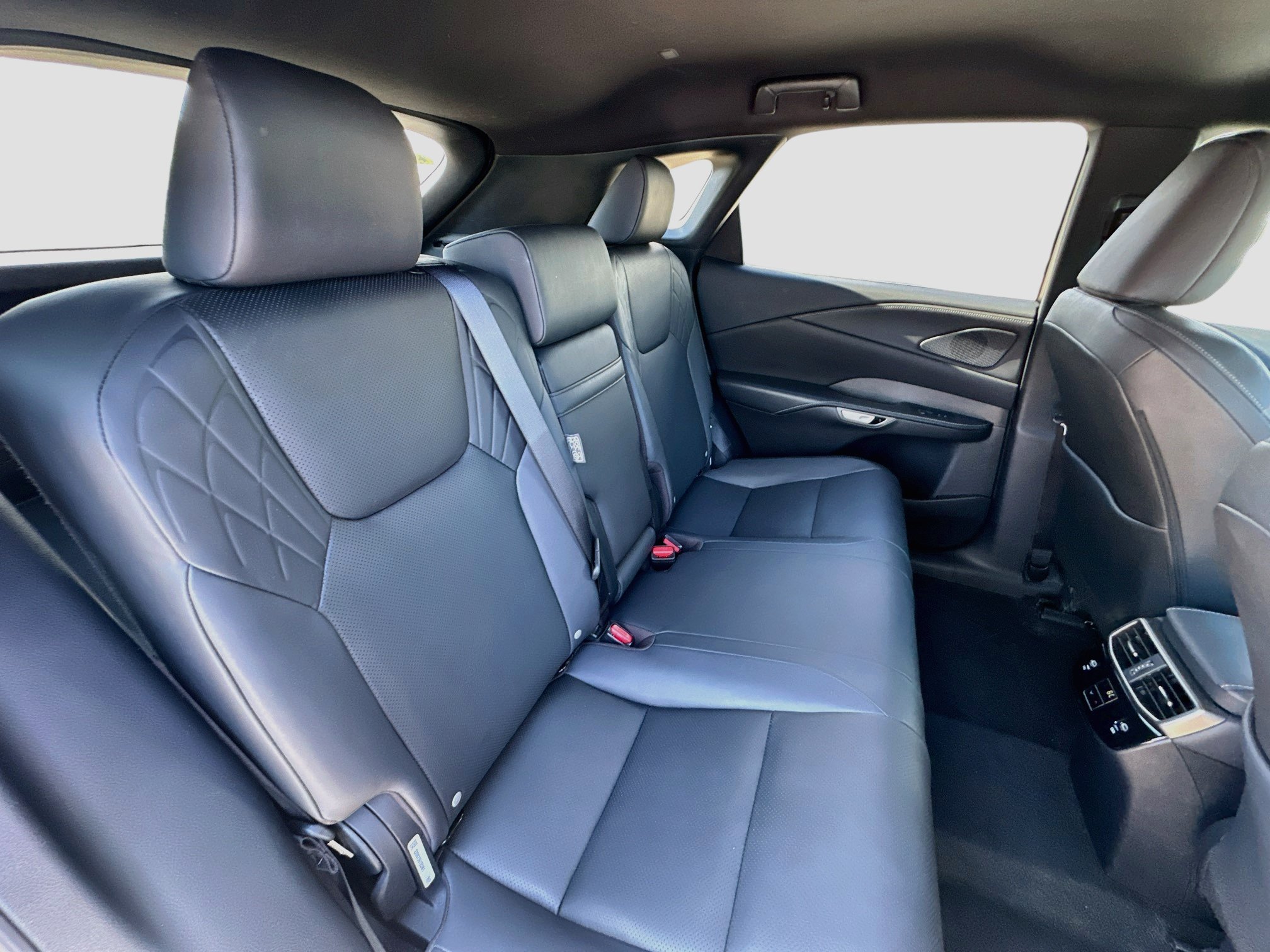 Used 2024 Lexus RX 350 FWD w/ Technology Package image 28