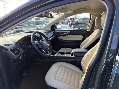 Certified 2024 Ford Edge SEL w/ Convenience Package image 25