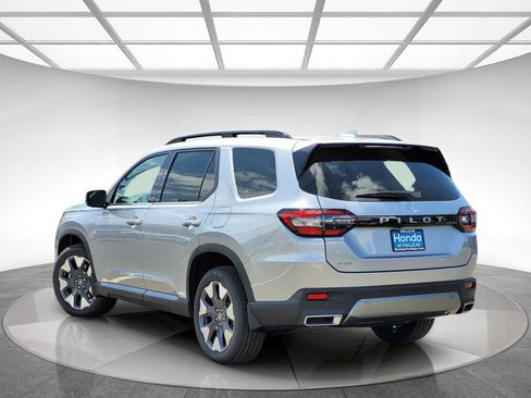 New 2026 Honda Pilot Elite image 5