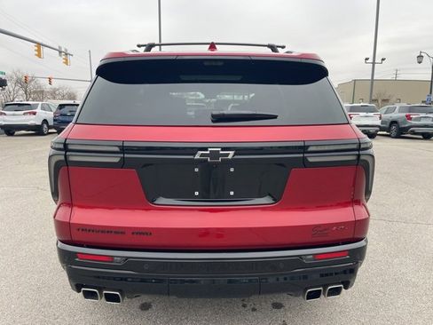 Certified 2025 Chevrolet Traverse RS w/ LPO, Floor Liner Package image 12