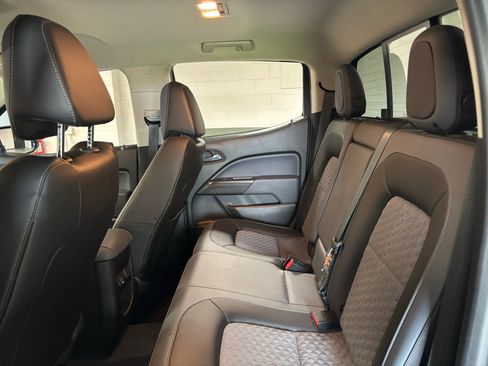 Used 2021 Chevrolet Colorado Z71 image 11