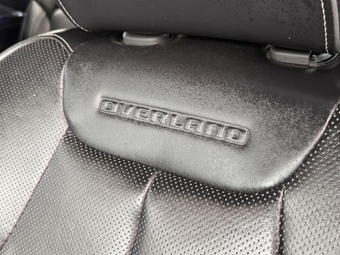 Used 2022 Jeep Grand Cherokee L Overland w/ Advanced Protech Group III image 29