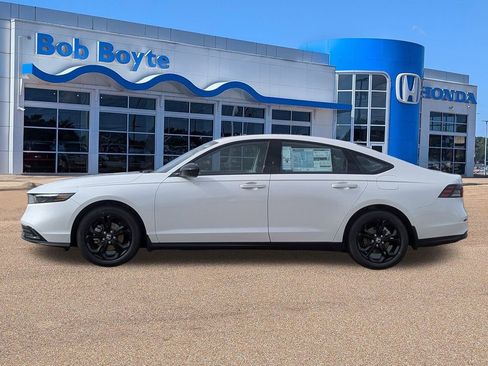 New 2025 Honda Accord SE image 2