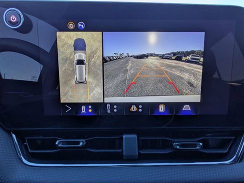 Used 2026 Chevrolet Equinox RS w/ Safety and Technology Package image 26