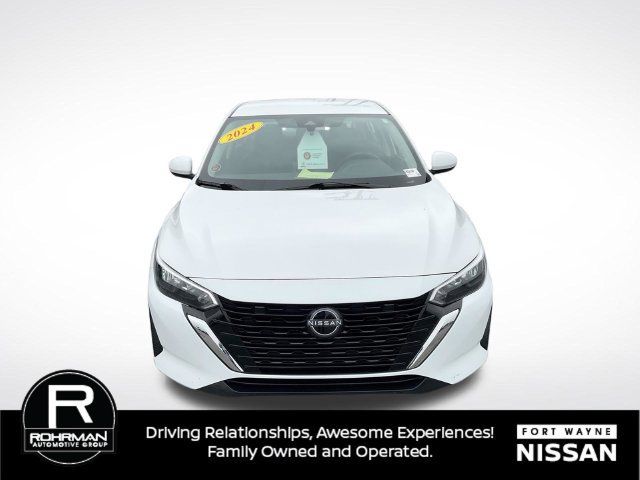 Used 2024 Nissan Sentra SV FWD image 8