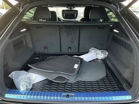 New 2026 Audi Q8 Premium image 15