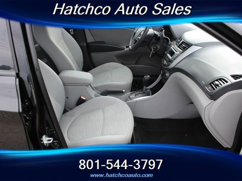 Used 2015 Hyundai Accent GLS w/ Option Group 02 FWD image 19