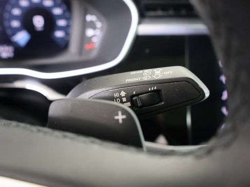 Used 2021 Audi Q3 2.0T Premium image 30