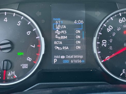 Certified 2019 Toyota RAV4 XLE w/ Convenience Package image 24