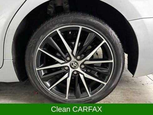 Used 2024 Toyota Camry SE image 8