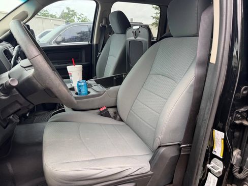Used 2014 RAM 1500 Express RWD image 9