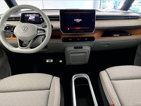 New 2025 Volkswagen ID. Buzz Pro S Plus image 6
