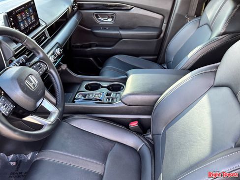 Used 2024 Honda Pilot Touring image 20