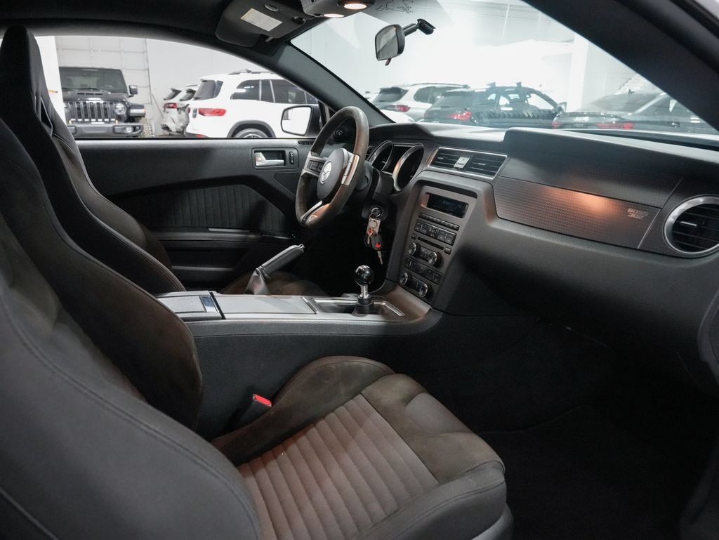 Used 2012 Ford Mustang Boss 302 w/ Boss 302 Accessory Pkg RWD image 21