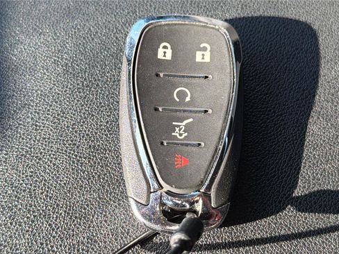 Used 2024 Chevrolet Equinox LT AWD/4WD image 35