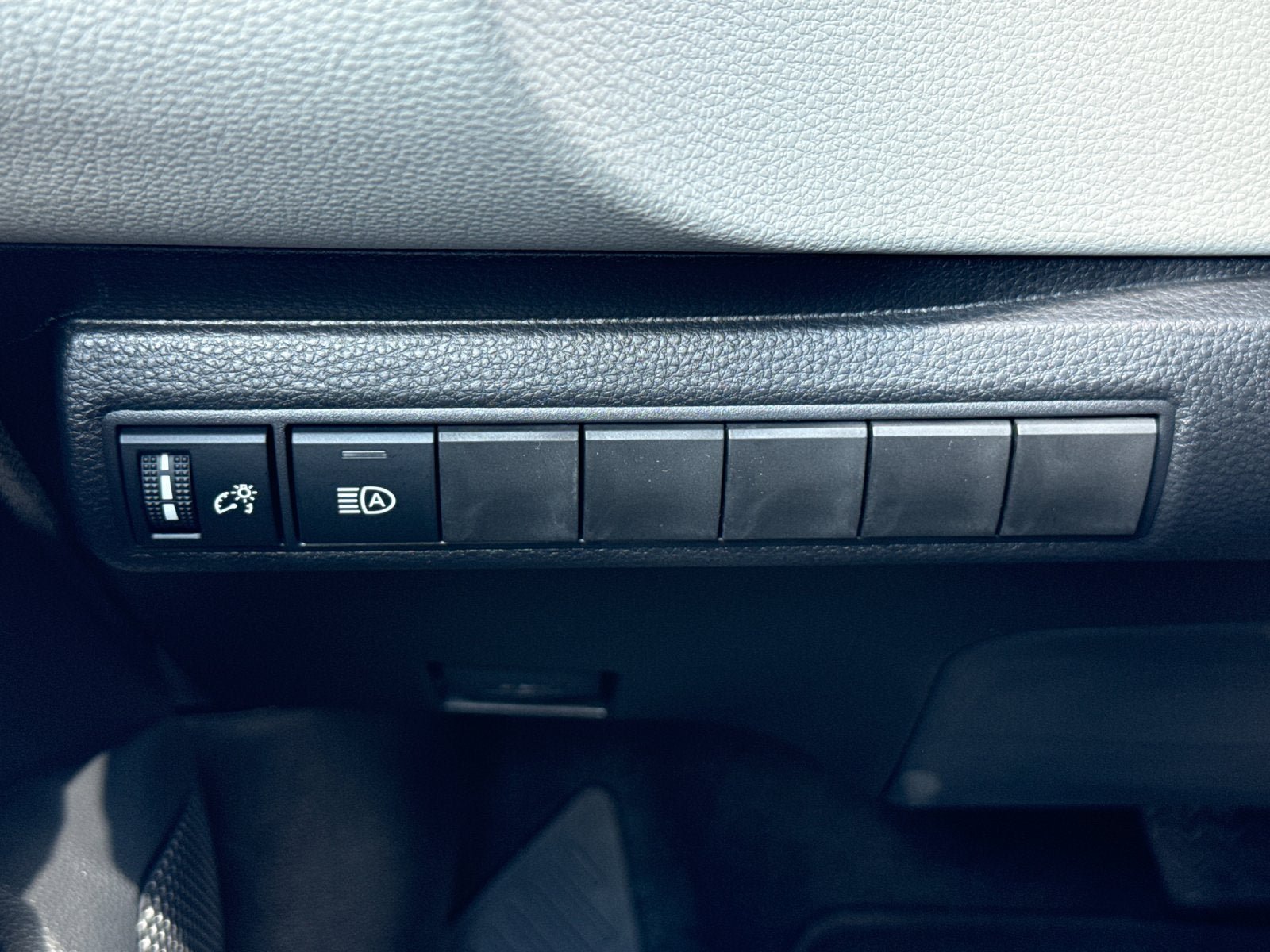 New 2027 Toyota Corolla LE FWD image 26