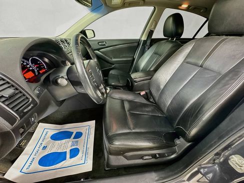 Used 2012 Nissan Altima 3.5 SR w/ Sport Pkg FWD image 23