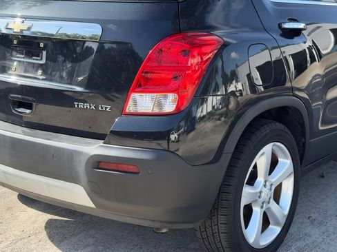 Used 2015 Chevrolet Trax LTZ FWD image 10
