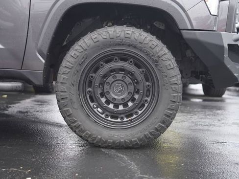 Used 2022 Toyota Tundra SR5 w/ TRD Off-Road Package AWD/4WD image 4