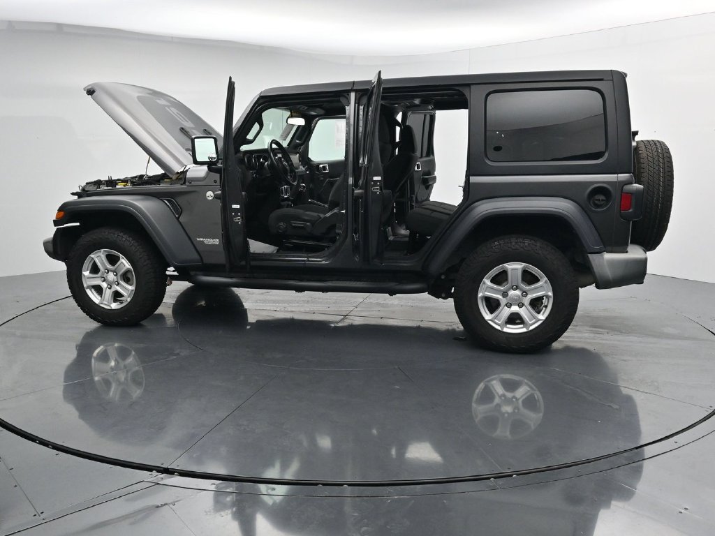 Used 2018 Jeep Wrangler Unlimited Sport S AWD/4WD image 39