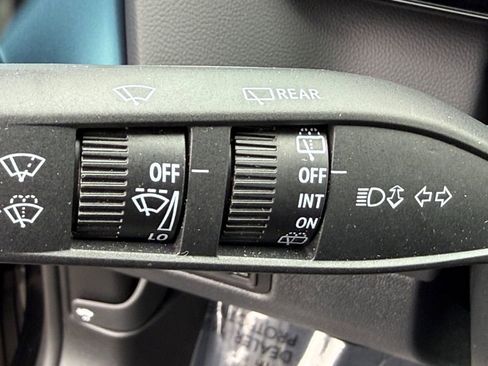 New 2026 Chevrolet Equinox EV LT w/ Convenience Package II FWD image 28