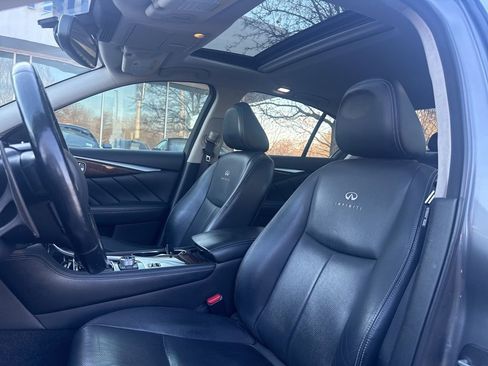Used 2014 INFINITI Q50 Premium w/ Deluxe Touring Package image 20